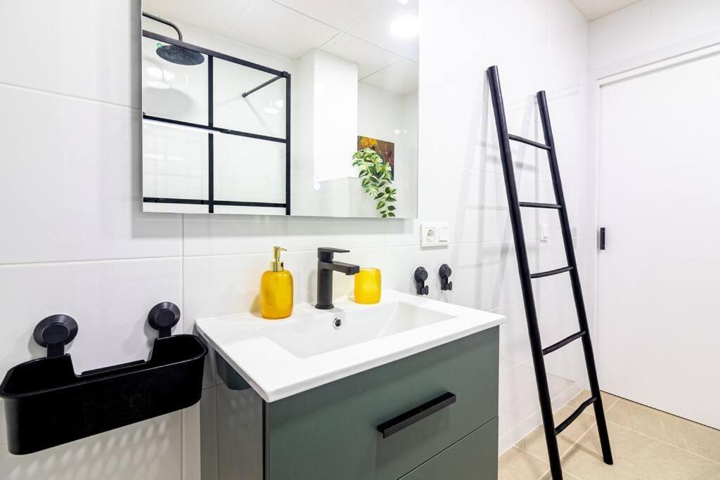 Ayala Freshapartments Malaga Ngoại thất bức ảnh